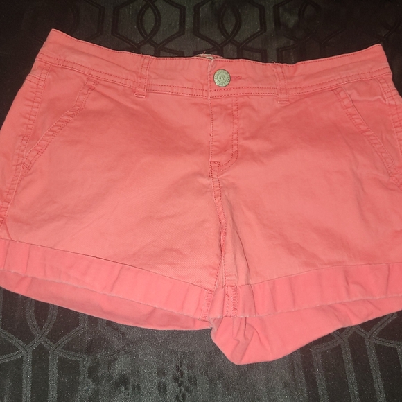Aeropostale Pants - Aeropostale Women's Midi Pink Shorts Size 6